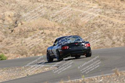 media/Oct-01-2022-Team Topak Racing (Sat) [[f860fb51be]]/2-Inter Low 2/session 1 turn 3/